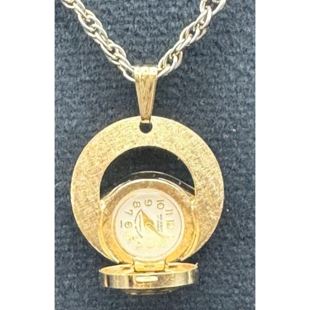 Vintage Welsbro Swiss Pendant Watch Necklace Manual Wind Working Gold Tone